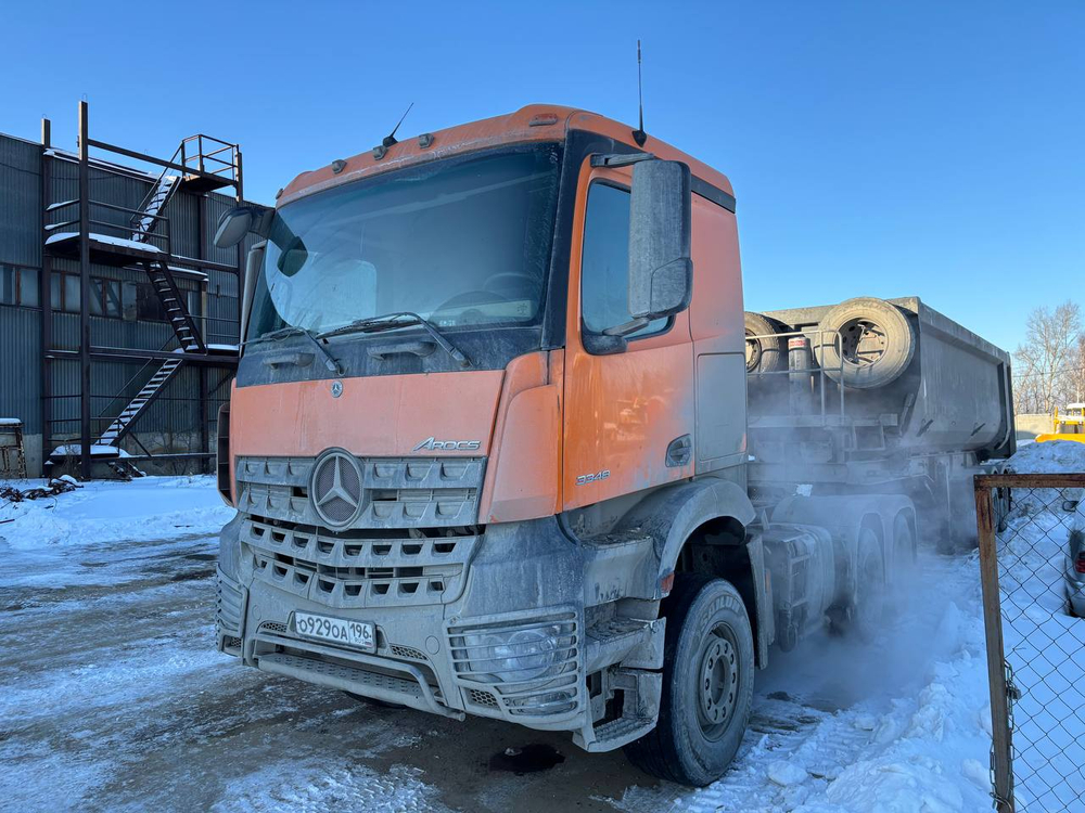 Mercedes-Benz AROCS 6x4 Седельный тягач 3348S AT (Дизельный, 12,8 л, 476 л.с., АТ)
