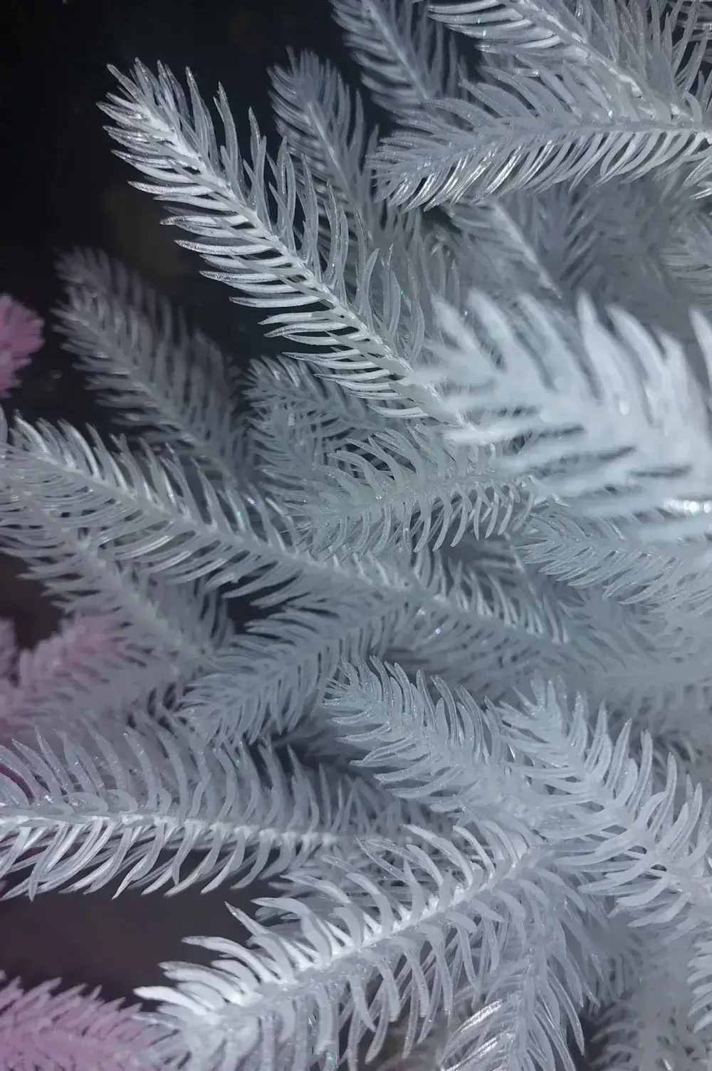 Белая елка «Хрустальная» (Литая хвоя прозрачно-белая) 215 см / 2,15 м