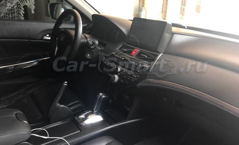 Магнитола для Honda Crosstour 2009-2013 (дорестайлинг) - Parafar PF987LUX1RN2K на Android 13, QLED+2K, ТОП процессор, 4Гб+32Гб, CarPlay, 4G SIM-слот