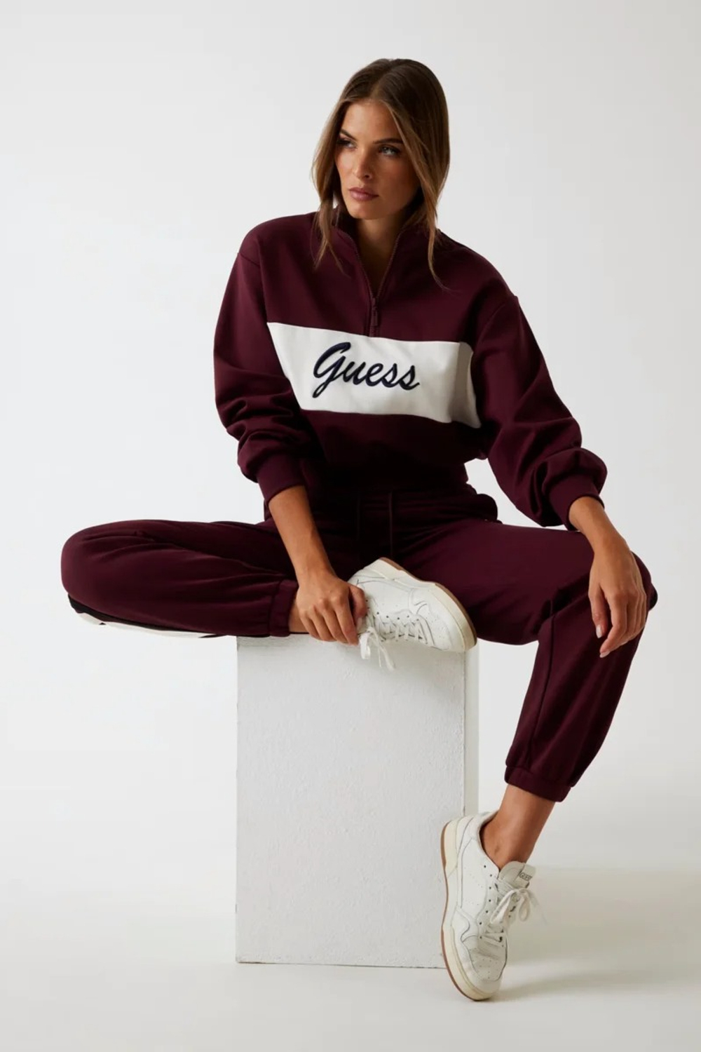 Брюки женские GUESS