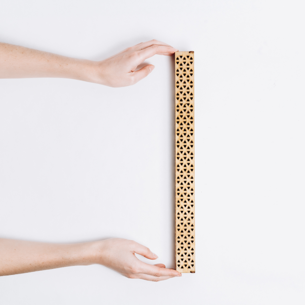 Деревянный  подарочный короб для указки 400 мм. PK11