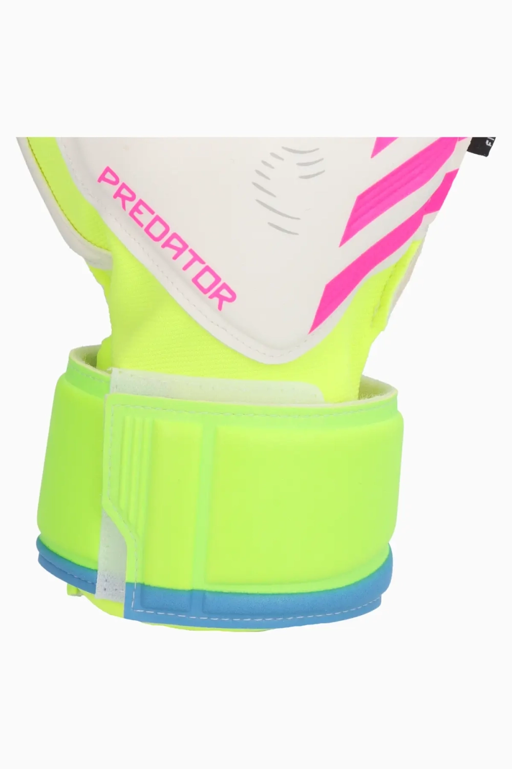 Вратарские перчатки adidas Predator Match Fingersave