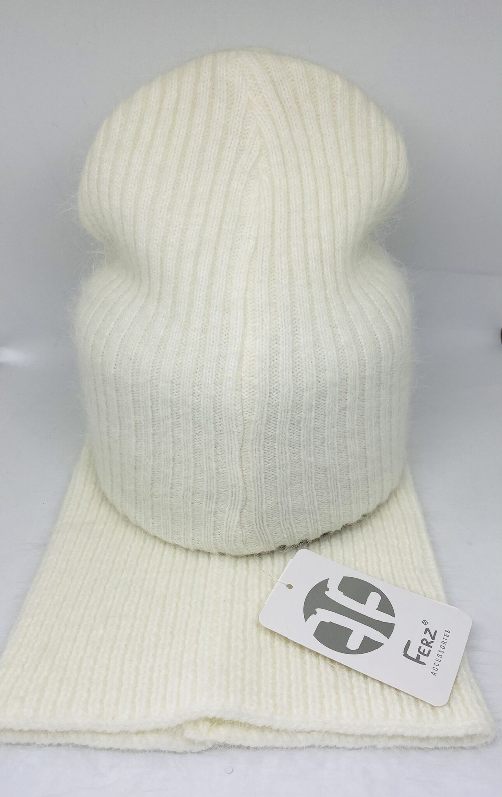 Комплект Ferz Долорес шарф Баффи