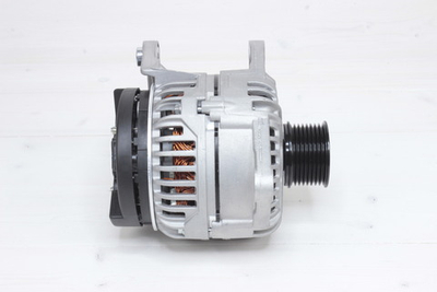 Генератор Cummins ISBe 25В 70А 0231 /5259577, 4892318/