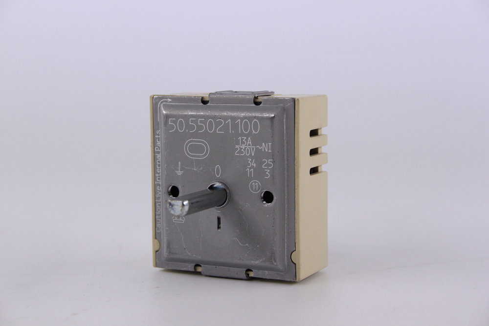 Переключатель мощности конфорок Bosch 50.55021.100