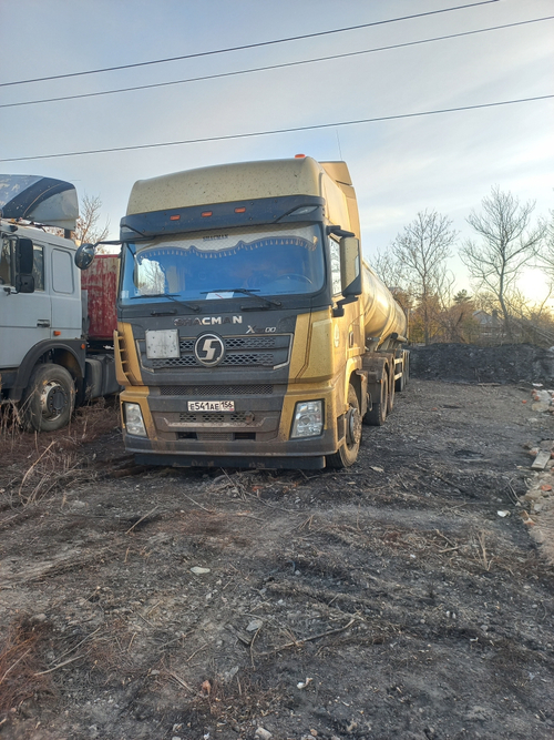 Shacman (Shaanxi) SX* 6x4 Седельный тягач SX42584V324 (Дизельный, 11,6 л, 423 л.с., МТ)