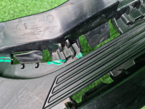 Накладка ПТФ правая Chery Tiggo 8 Pro Max (23-нв)