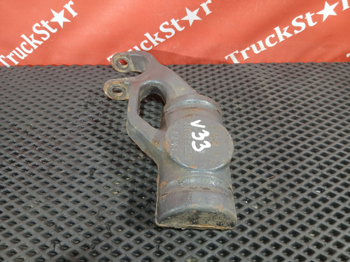 Кронштейн амортизатора переднего левого