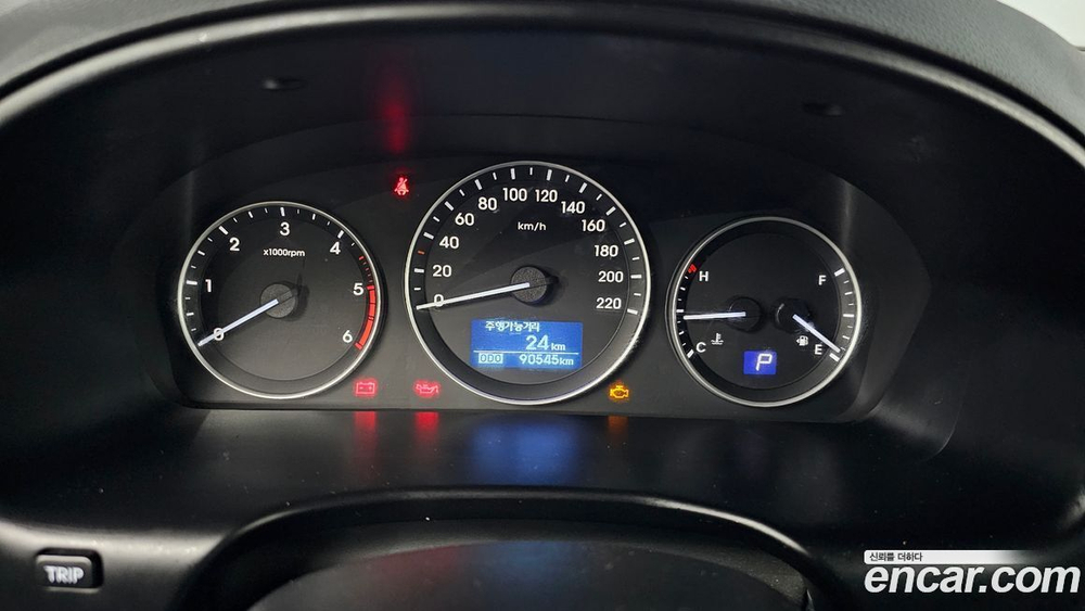 Hyundai The New Grand Starex Van 5-и местный (06.2020)