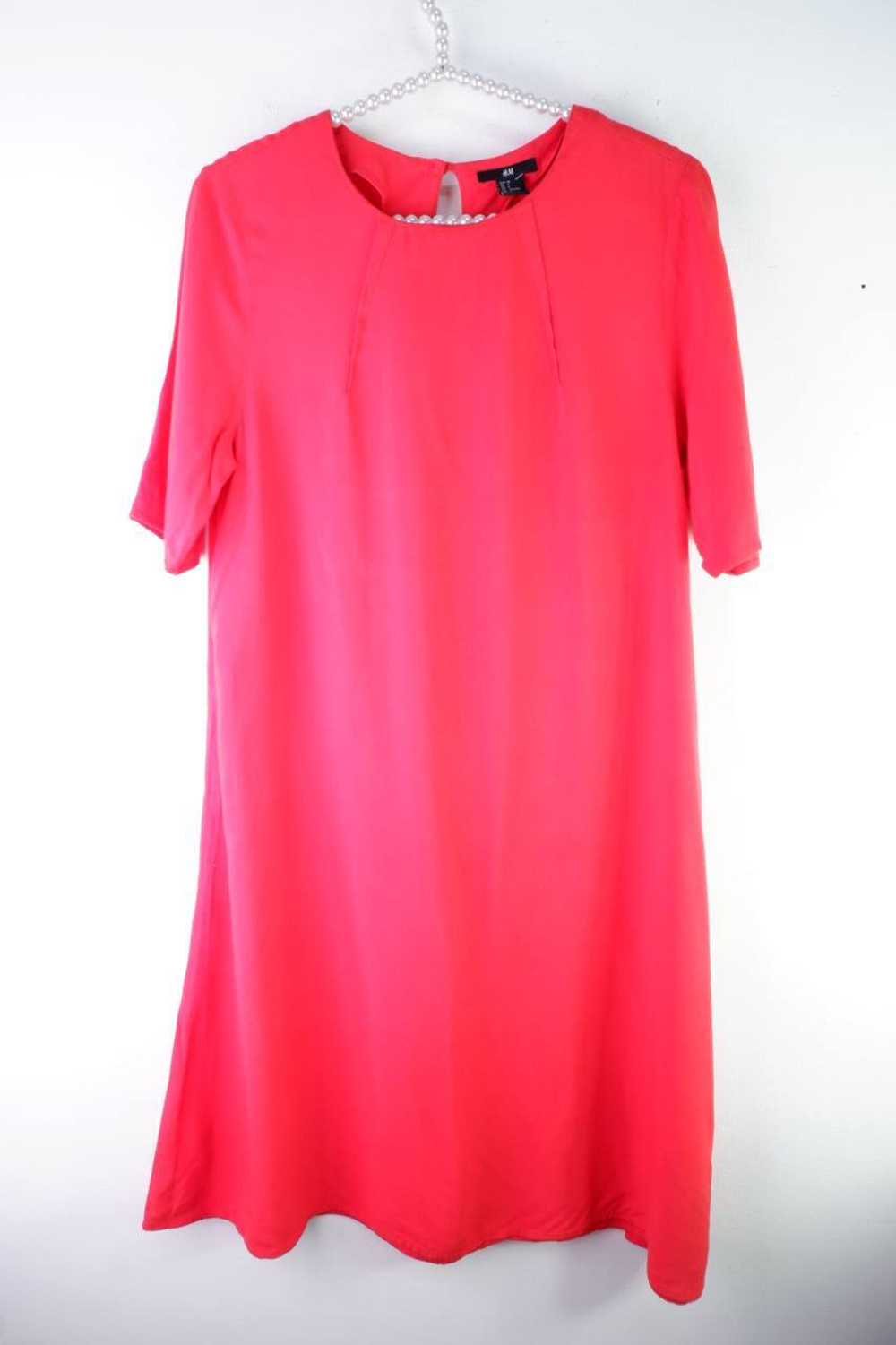 Платье H&M для городских будней, маркировка 36, визуально на 42 размер