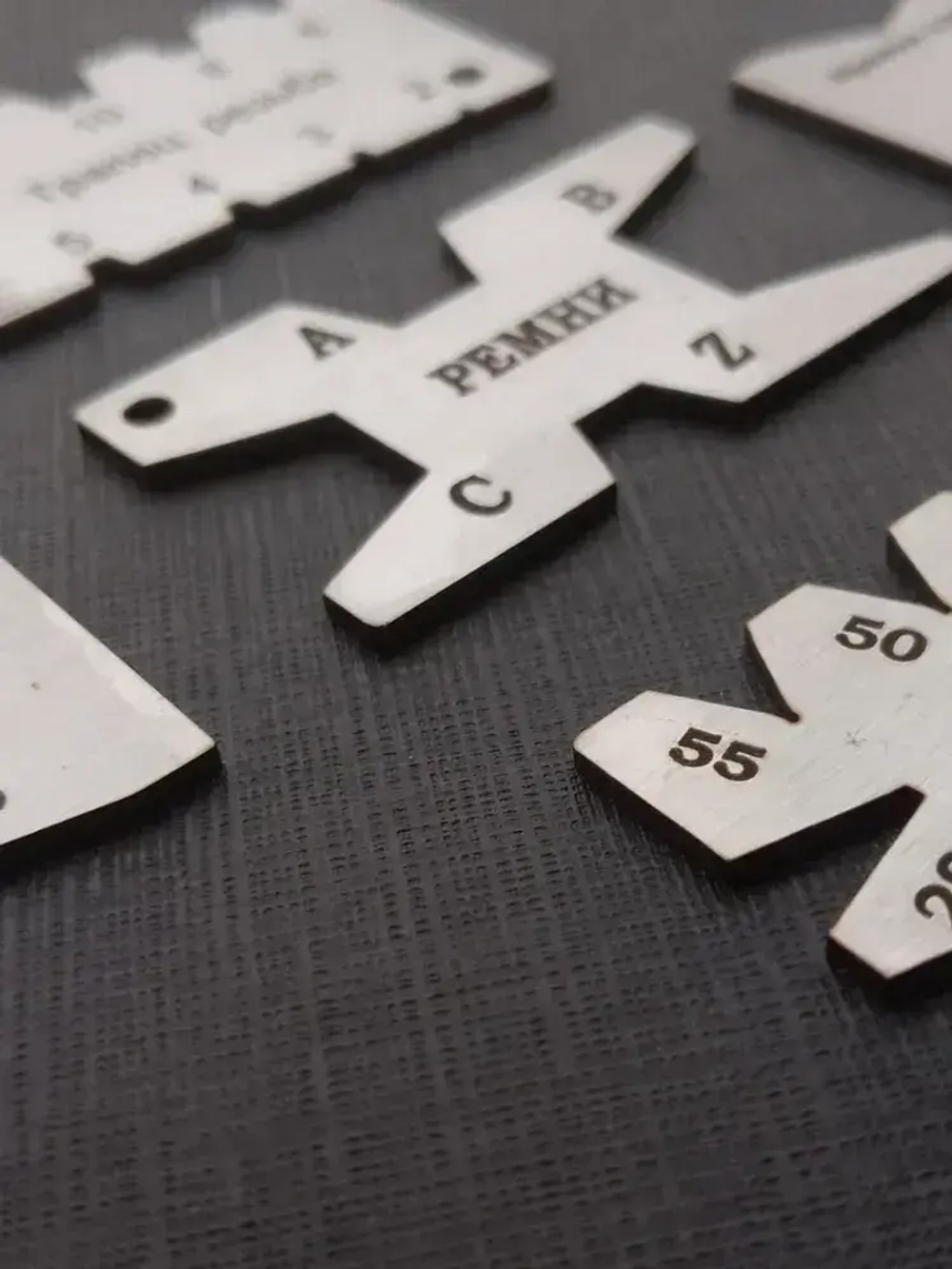 Шаблон заточки резцов и сверл 5 штук набор брелков