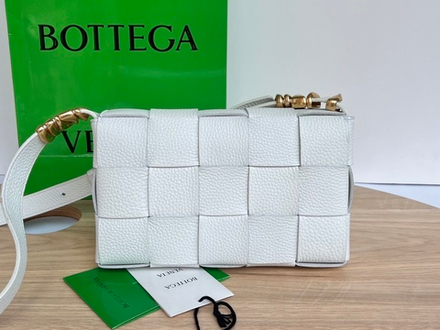 Bottega Veneta Cassette 23 cm