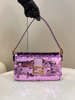 Fendi Baguette 27 cm