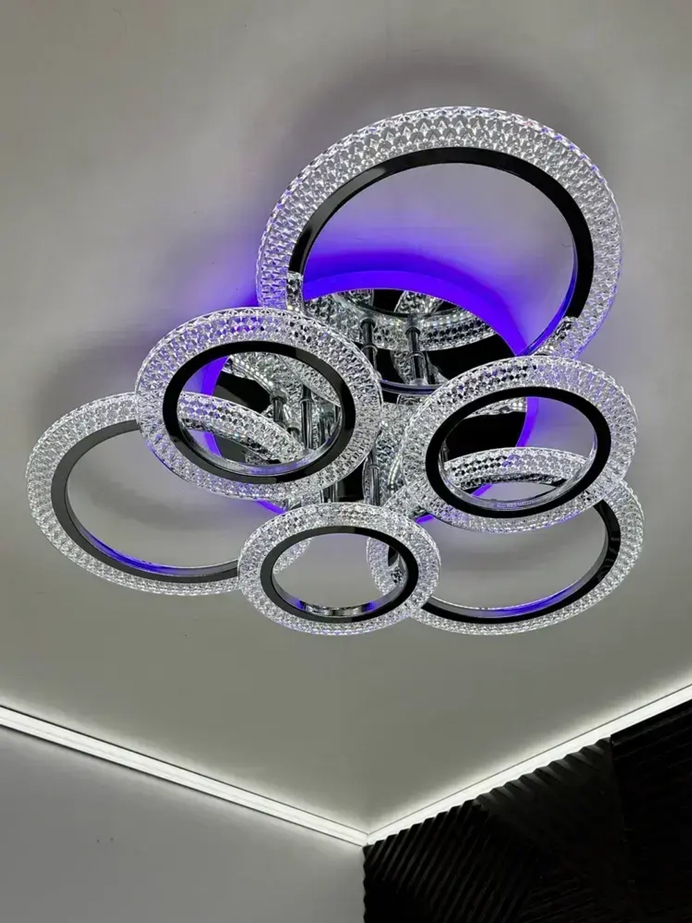 Люстра потолочная с RGB подсветкой и пультом для всех видов потолков, 115Вт