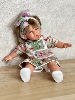 Кукла LAMAGIK мягконабивная  28см Gestito (10009)