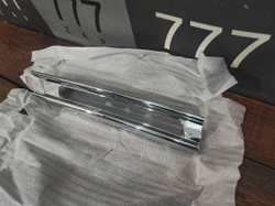 Накладка переднего бампера ML (W166) 11-15 Новая Оригинал 18MH09322