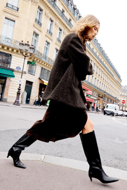 ZARA ПОЛУПАЛЬТО ИЗ БУКЛЕ, ТЕМНО-КОРИЧНЕВЫЙ