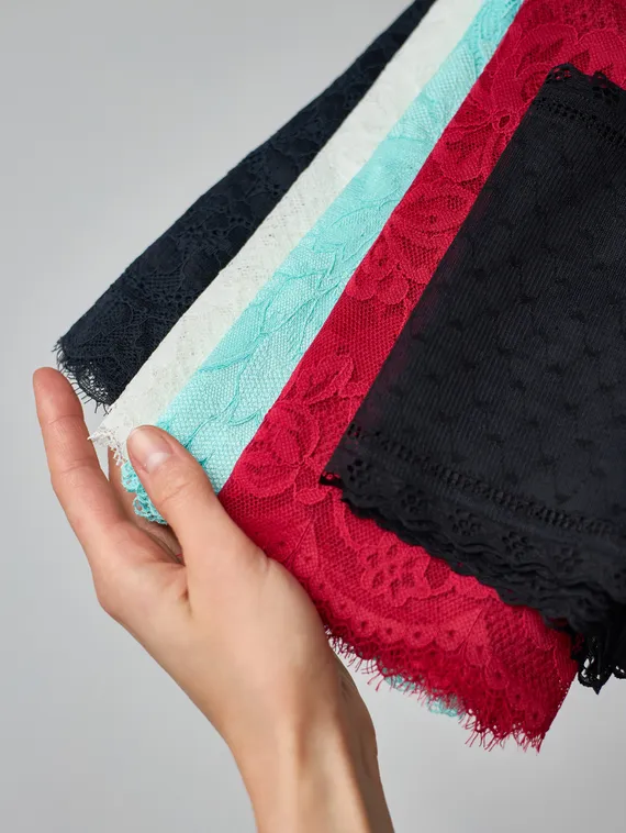 Ветошь кружева - 10 отрезов от 70 см до 1 метра (вышивка, реснички, эластичка)