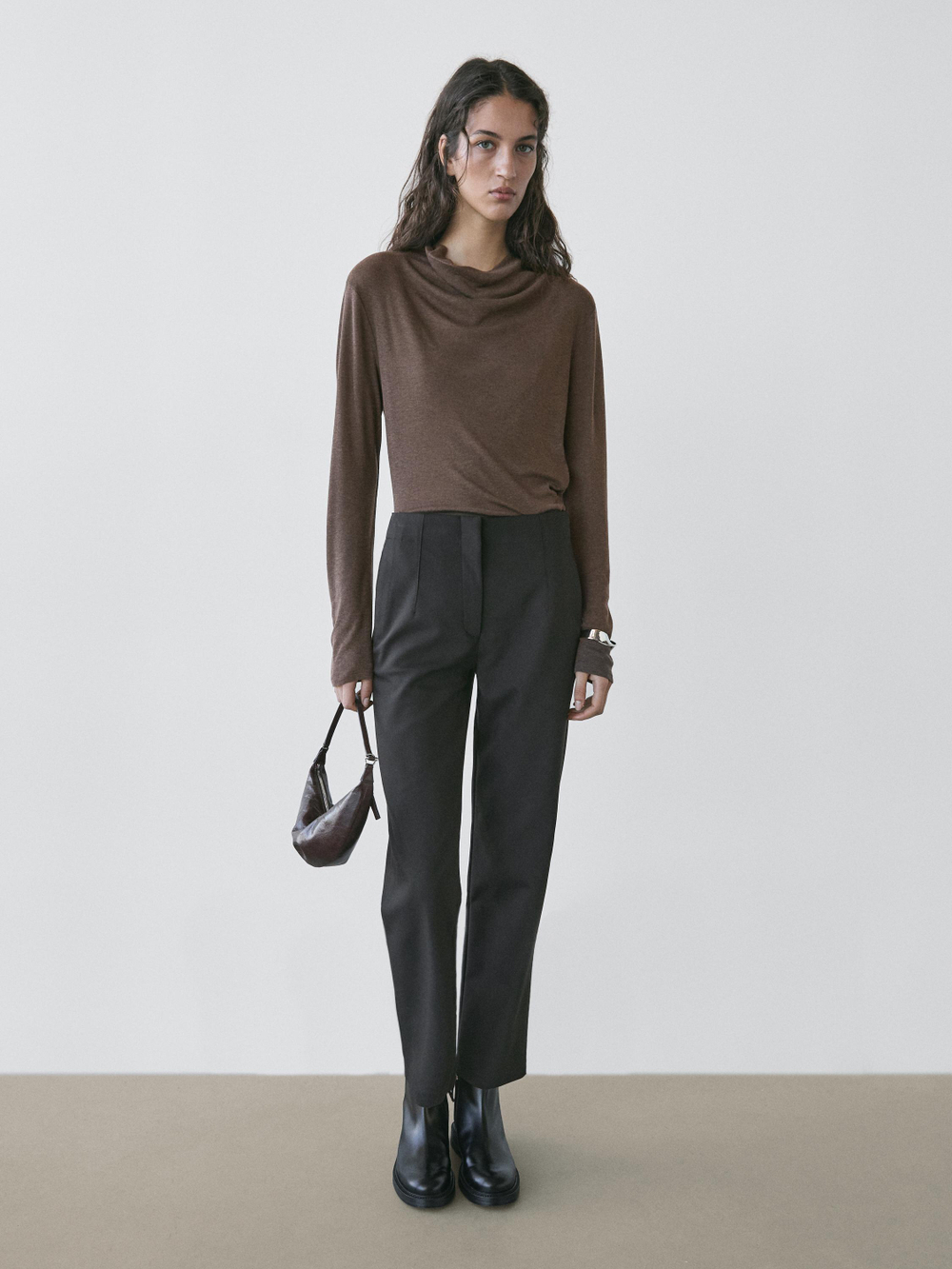 Massimo Dutti Брюки из технической хлопковой смеси, черный