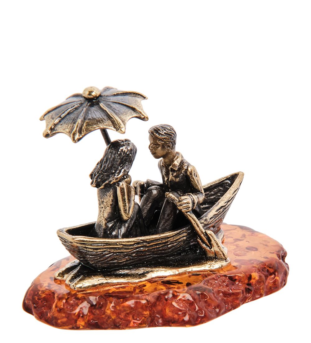 Народные промыслы AM-3214 Фигурка «Парочка Речная прогулка» (латунь, янтарь)