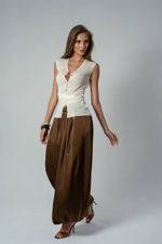 Блуза из невесомой ткани на пуговицах