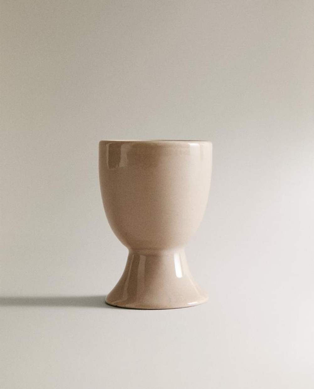 ZARA HOME КЕРАМИЧЕСКАЯ ПОДСТАВКА ДЛЯ ЯИЦ, БЕЖЕВЫЙ