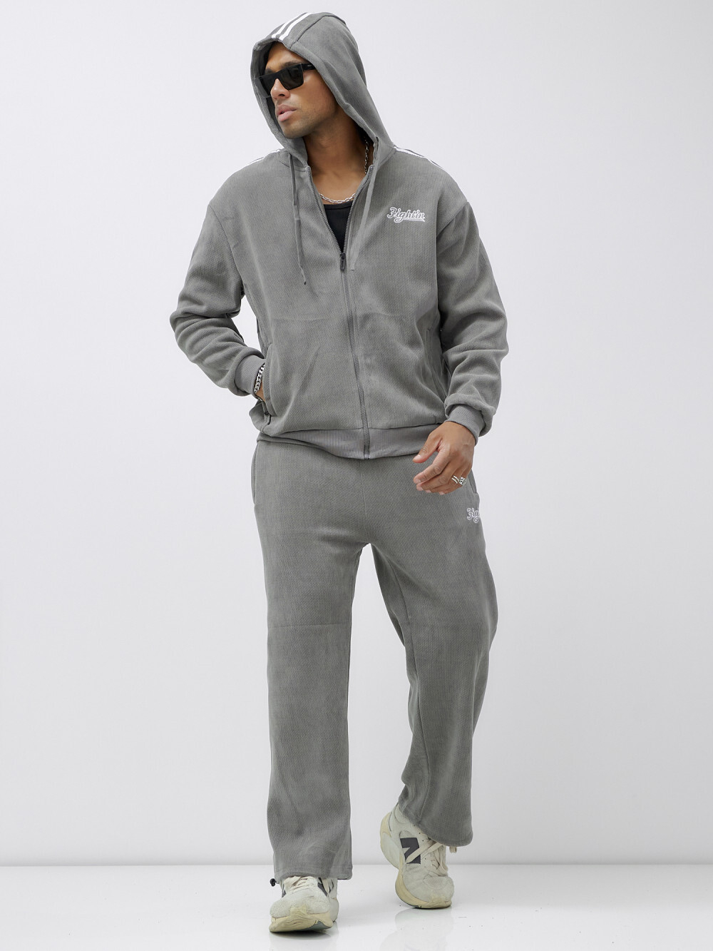 Спортивный костюм мужской демисезонный на флисе серого цвета 328Sr