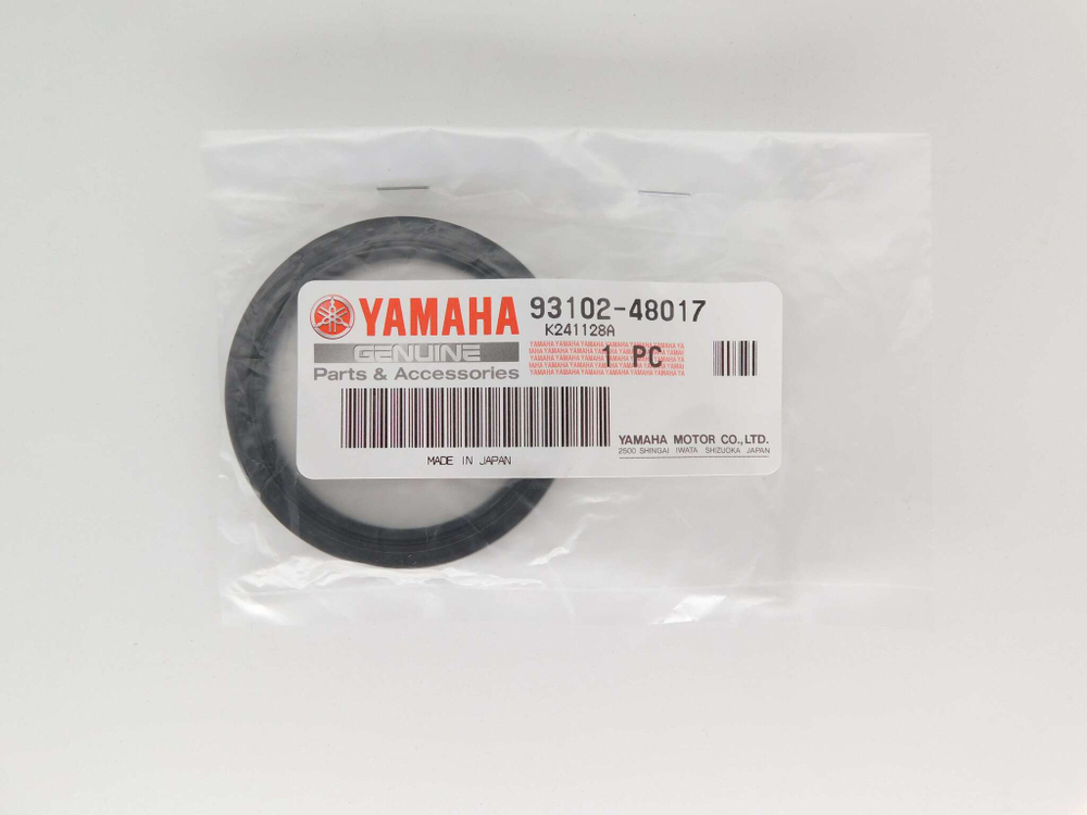Сальник коленчатого вала верхний Yamaha F75 F80 F90 F100 F115 931-02480-17-00