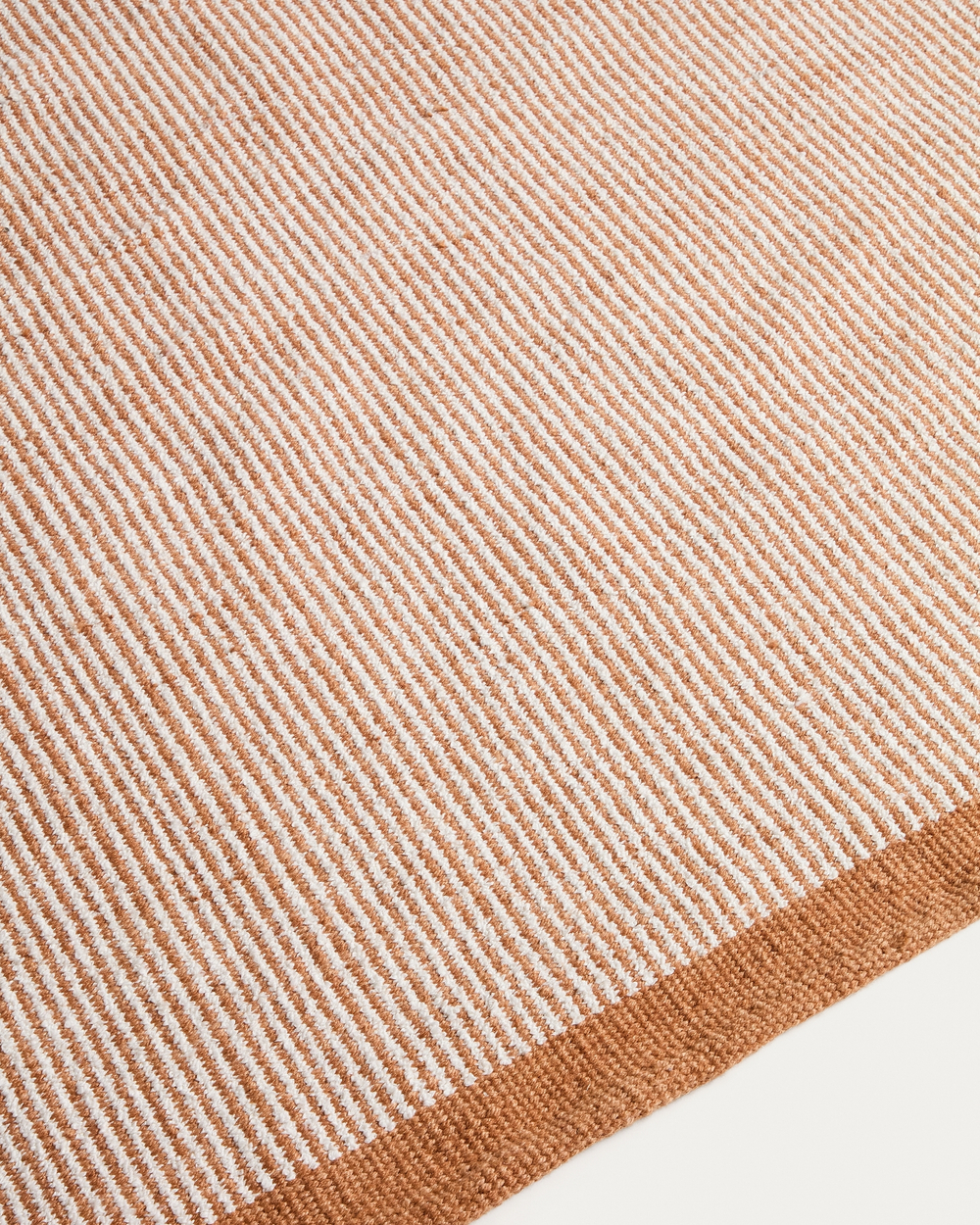 Ковер Tinei в оранжевую полоску, 100% ПЭТ, 200 x 300 см