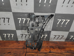 Кронштейн заднего бампера Mercedes GLA (X156) 13-20 Б/У Оригинал A1568851214