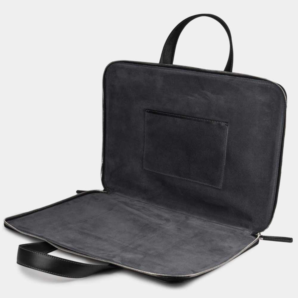 Сумка для MacBook Pro 16 - 17 из кожи теленка, черного цвета