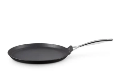 Le Creuset Сковорода PRO 24см с антипригарным покрытием для блинов