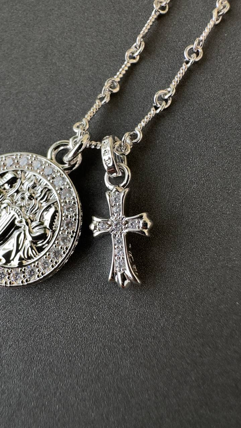 Кулон Chrome Hearts