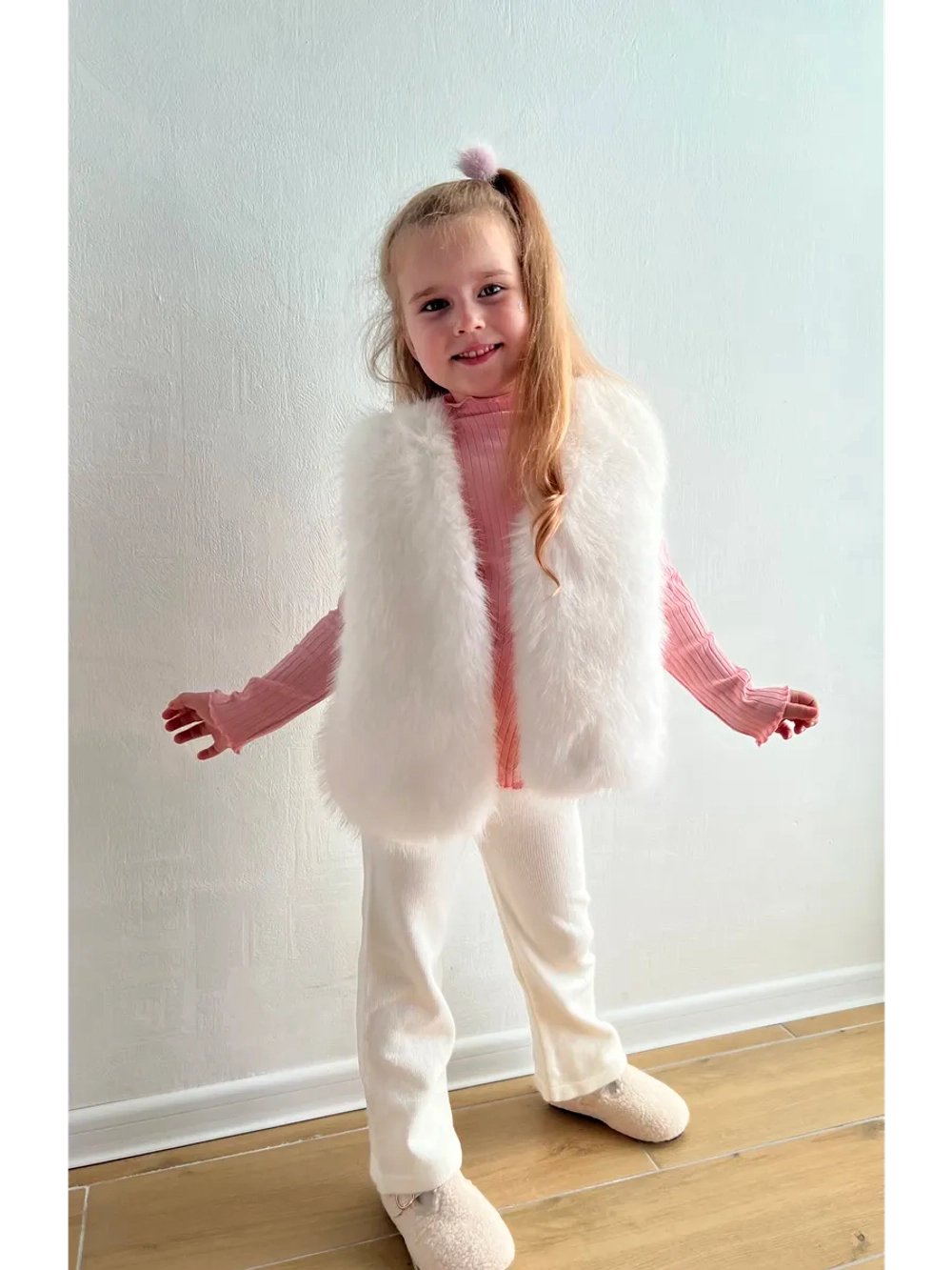 Жилет из искусственного меха