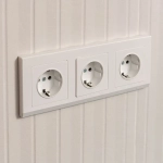 Рамка на 3 поста Stark (белый) W0031801