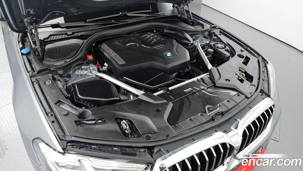 BMW 5 Series (G30) 520i M Sports (10.2022)