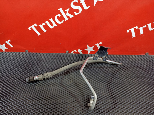 Трубка тормозная передняя правая 2016г.