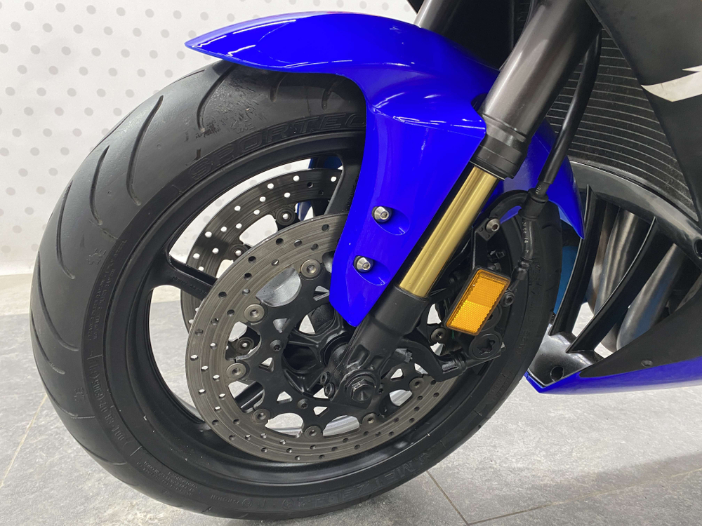 Yamaha YZF-R1 2005