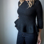 Описание по вязанию пуловера с круглой кокеткой спицами "Elly"