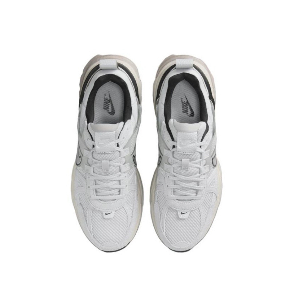 Nike V2K Run "Pure Platinum"