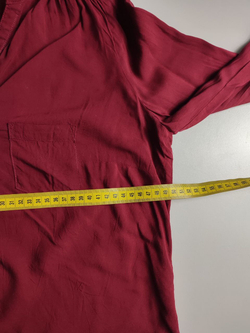 Блузка Camaïeu модного оттенка, визуально на 44 размер