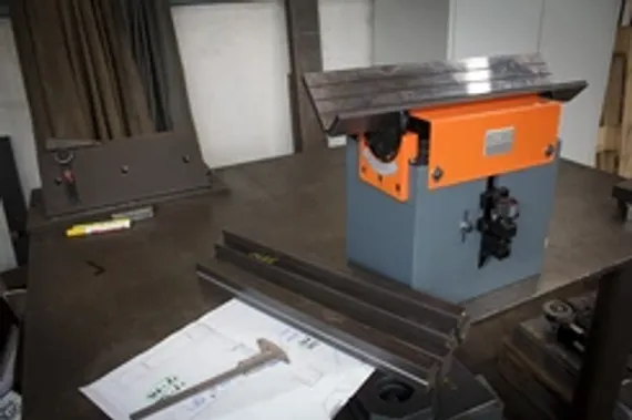 Магнитный сверлильный станок BDS AutoMAB 350