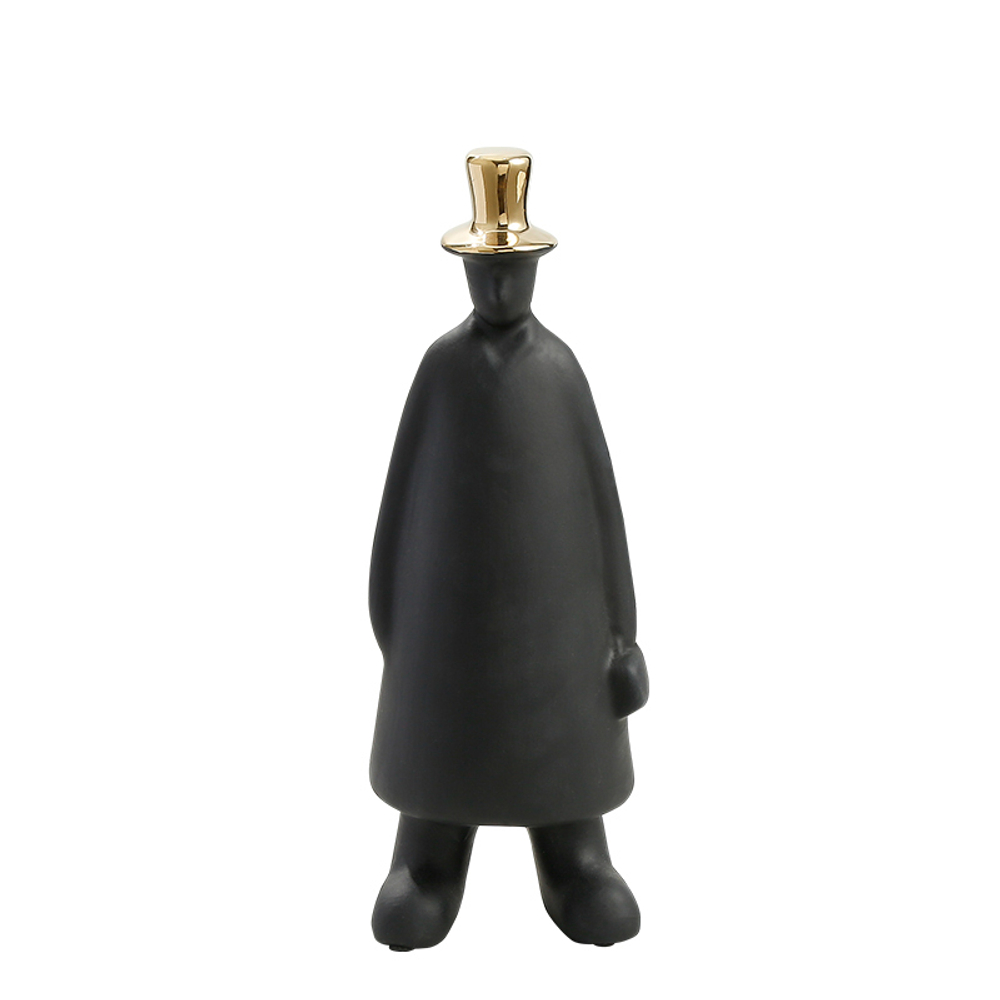 Фигурка Traveler gold