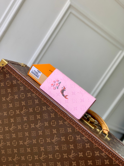 Louis Vuitton Brazza Wallet