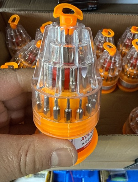 набор отверток 31пр пирамида большая