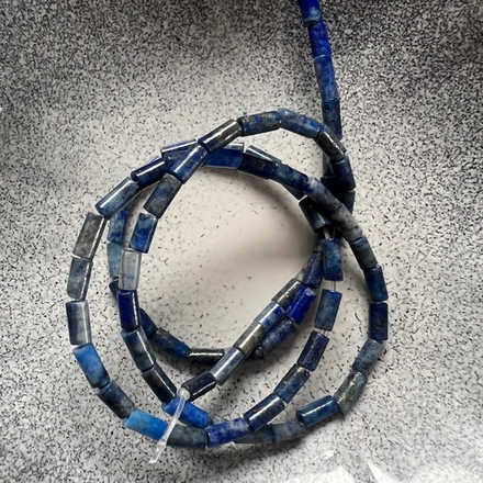 Лазурит. Камни для изделий на заказ. Цена зависит от вида заказанного изделия