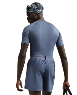 Термобелье Nike Pro Dri-FIT Tight Short-Sleeve Fitness - diffused blue/black