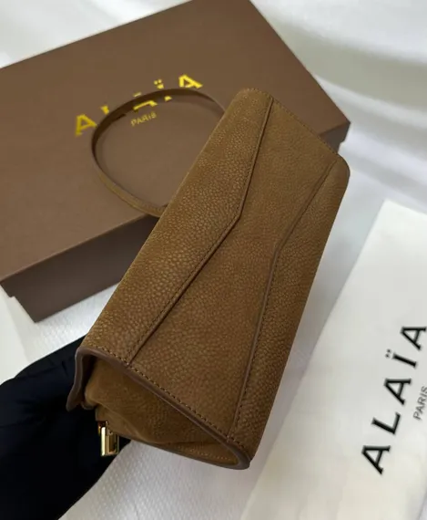 Сумка ALAIA LE CLICK ИЗ НУБУКА