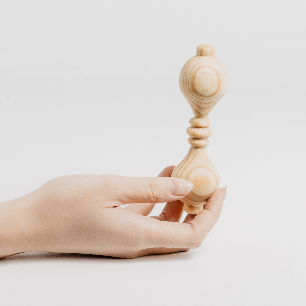 Грызунок-прорезыватель из натурального кедра для самых маленьких. WT1