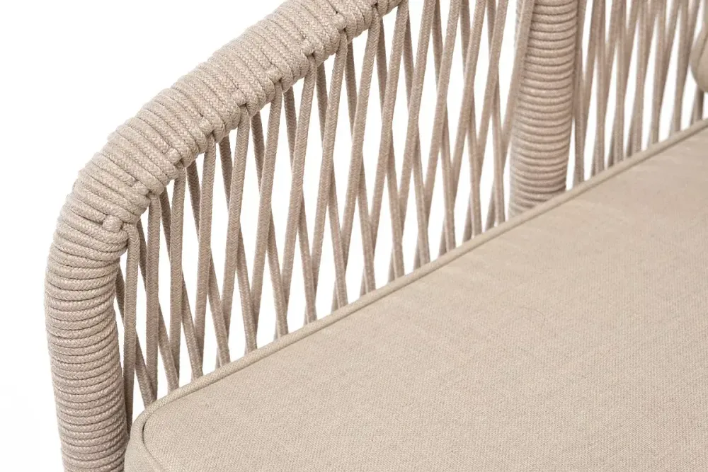 "Канны" кресло плетеное из роупа, каркас алюминий белый муар, роуп бежевый круглый, ткань бежевая 052